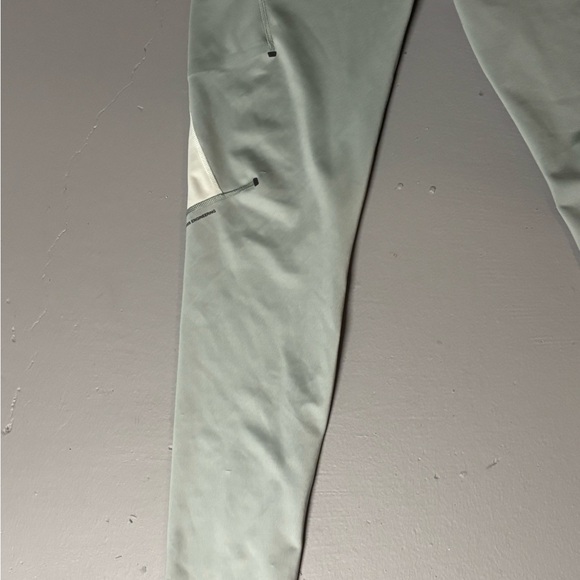 On Cloud 7/8 Moss/creek size XL leggings - Picture 8 of 16